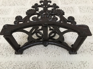  Water hose holder, metal holder, weather resistant cast iron brown